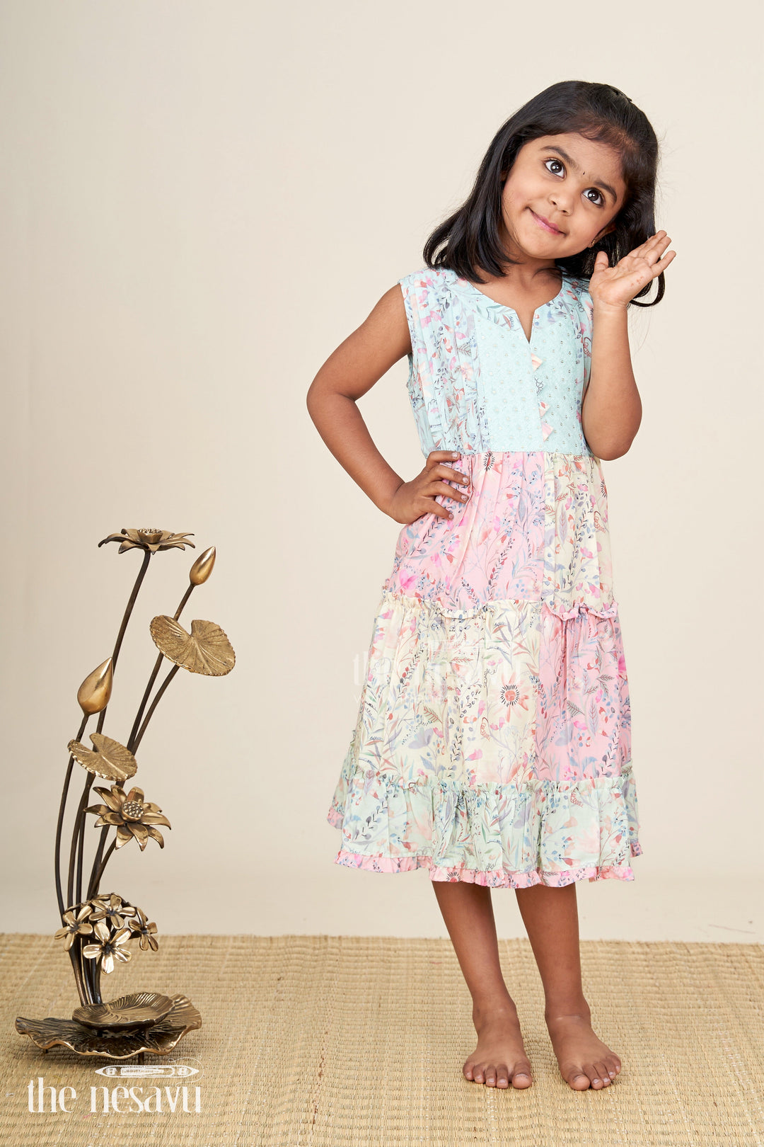 The Nesavu Girls Cotton Frock Printed Cotton Frock For Girls Everyday Playwear Nesavu 22 (4Y) / Multicolor GFC1812A-22 Nesavu Girls Printed Frock Georgette Multicolor Floral Blocks Textured Bodice