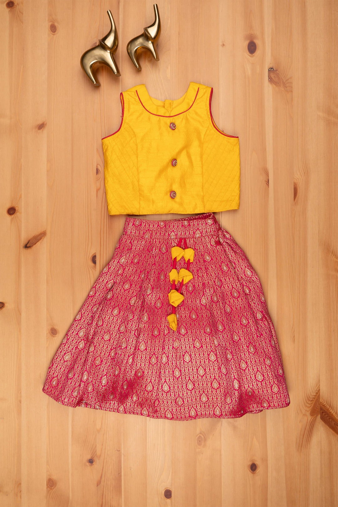 The Nesavu Lehenga & Ghagra Red Elegance: Zari-Banarasi Designer Lengha with Yellow Blouse for Girls Nesavu 14 (6M) / Red GL195-14 Lehenga Choli Set for Girls | Designer Lehenga Choli | The Nesavu