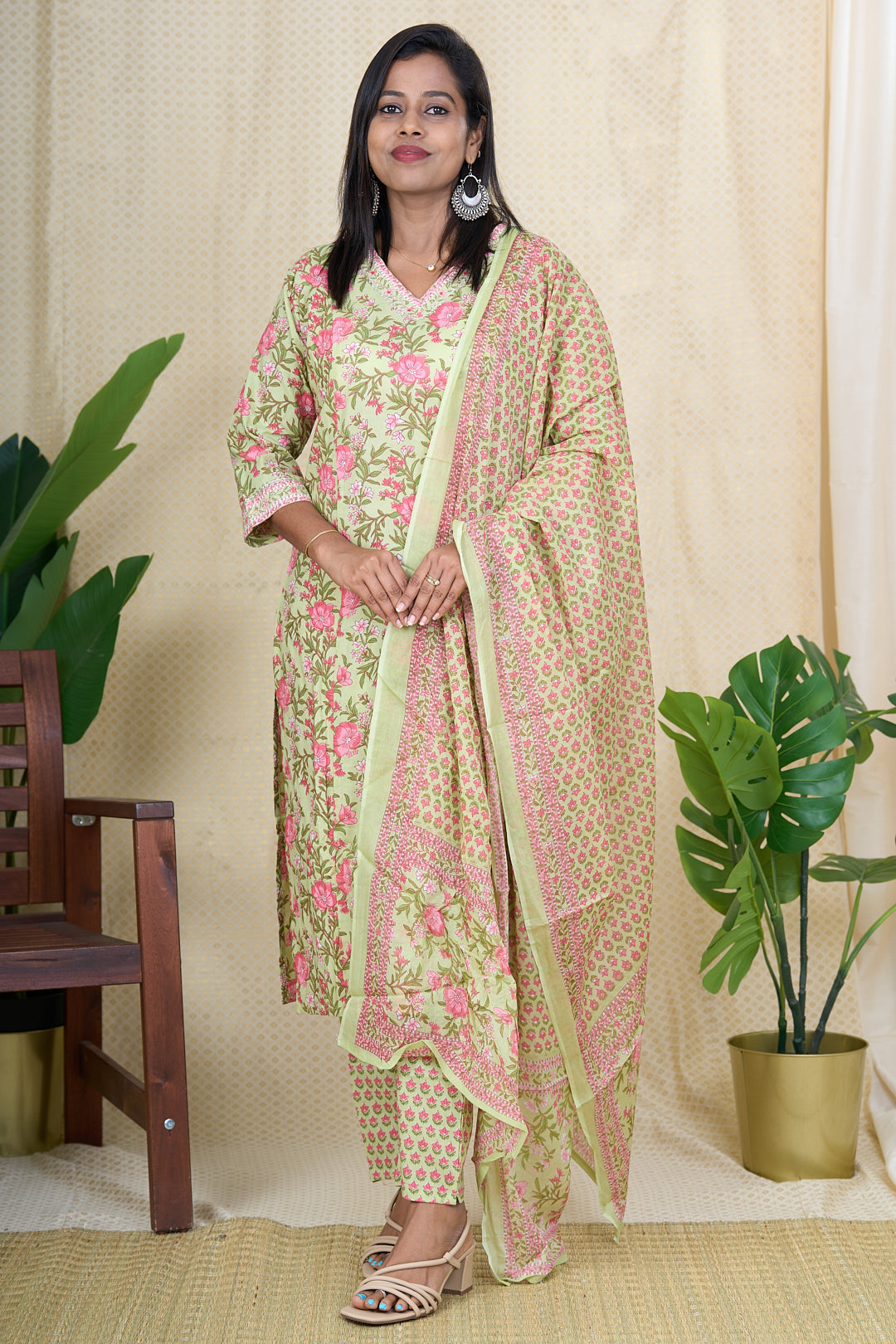 ladies salwar dress Indian Designer Women's Salwar Kameez Dress Traditional Style Heavy Plazzo Suit