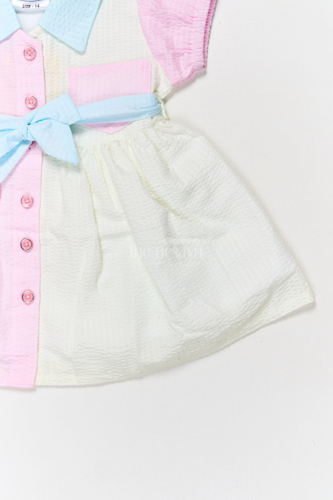 The Nesavu Girls Cotton Frock Seersucker Cotton Shirt Dress for Toddler Girls’ Casual Outings Nesavu Nesavu seersucker cotton shirt dress for toddler girls with belt – perfect for playdates and casual wear