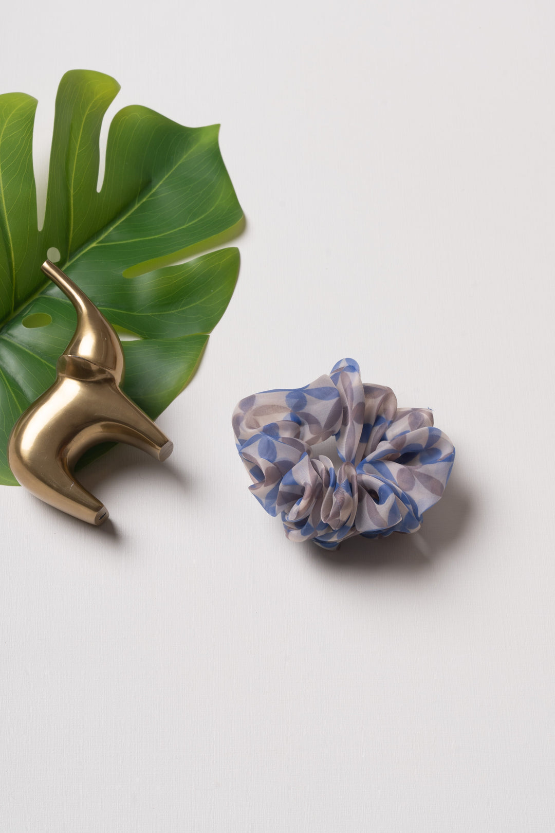 The Nesavu Scrunchies / Rubber Band Serene Sky Scrunchie - A Whiff of Cloudy Blues in Your Hair Nesavu Gray JHS18F Serene Sky Scrunchie | Ethereal Blue Patterns for Chic Hairstyling | The Nesavu