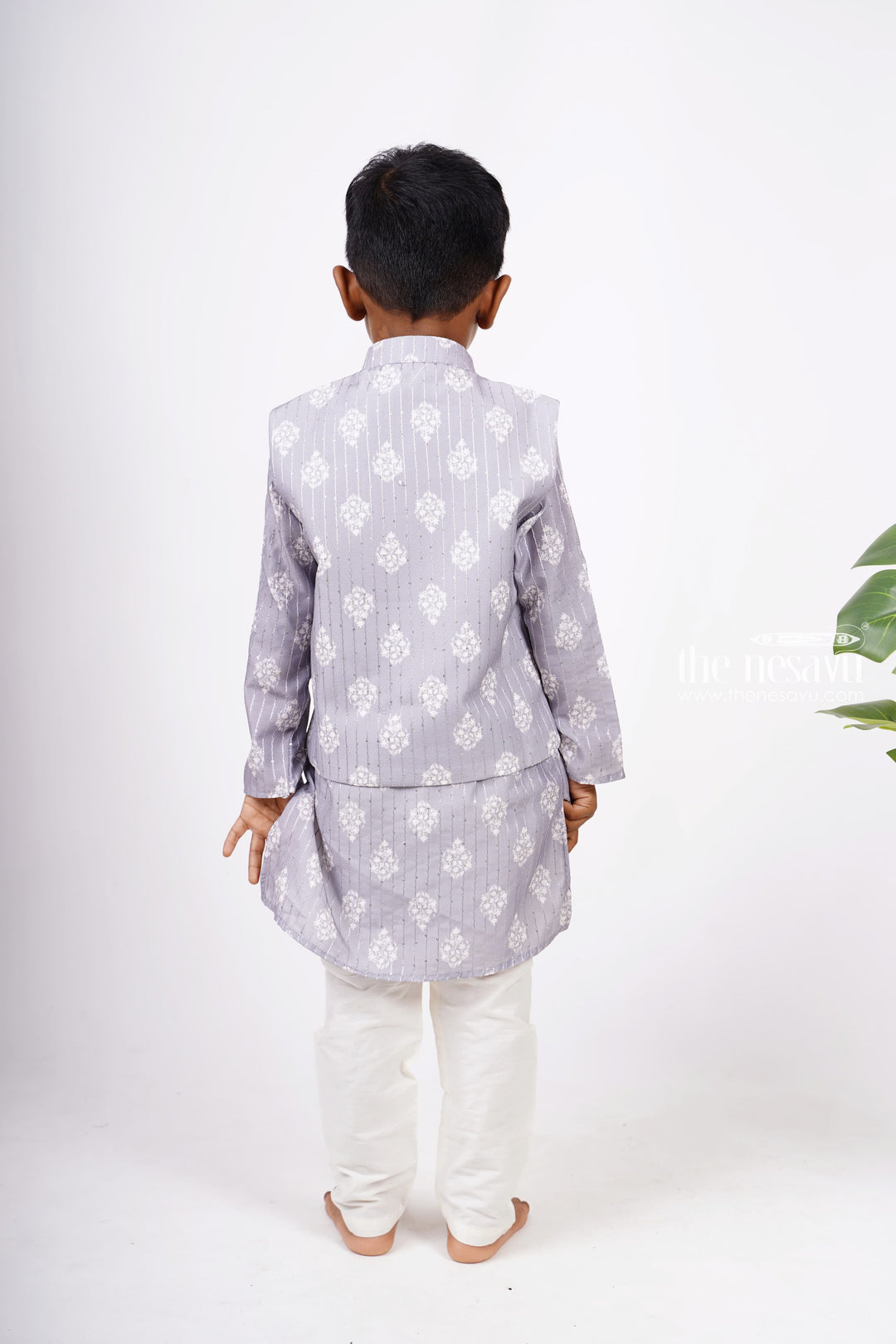The Nesavu Boys Jacket Sets Silver Grey Printed Cotton Kurta Attached Overcoat Wear For Boys Nesavu Buy Designer Wear For Boys | Kurta Pant Pattern Ideas | The Nesavu