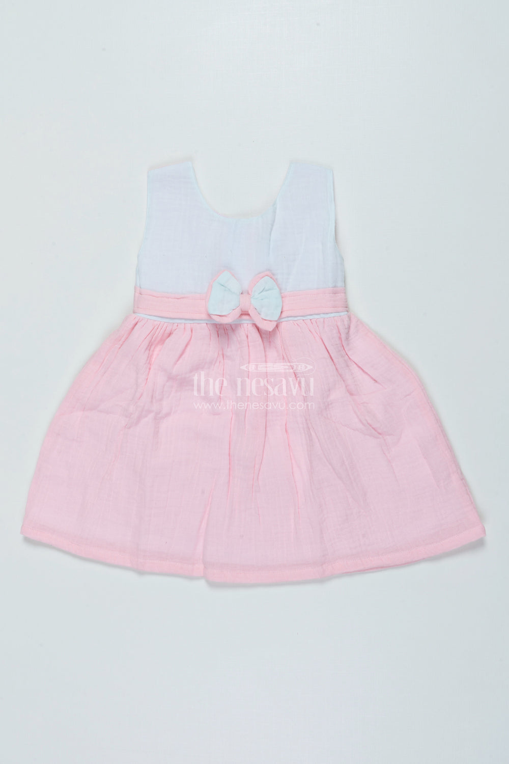 The Nesavu Baby Frocks Sleeveless Cotton Frock for Baby Girls for Birthdays and Casual Photoshoots Nesavu 14 (6M) / Multicolor BFJ865B-14 Nesavu muslin cotton frock baby girls milestone birthdays casual baby photoshoots