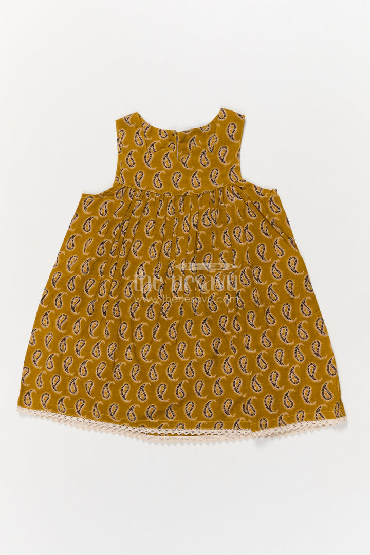 The Nesavu Girls Cotton Frock Sleeveless Cotton Frock for Girls with Yellow Paisley Print Nesavu 16 (1Y) / Yellow GFC2055A-16 Nesavu yellow cotton frock for girls with paisley digital print – sleeveless summer outfit