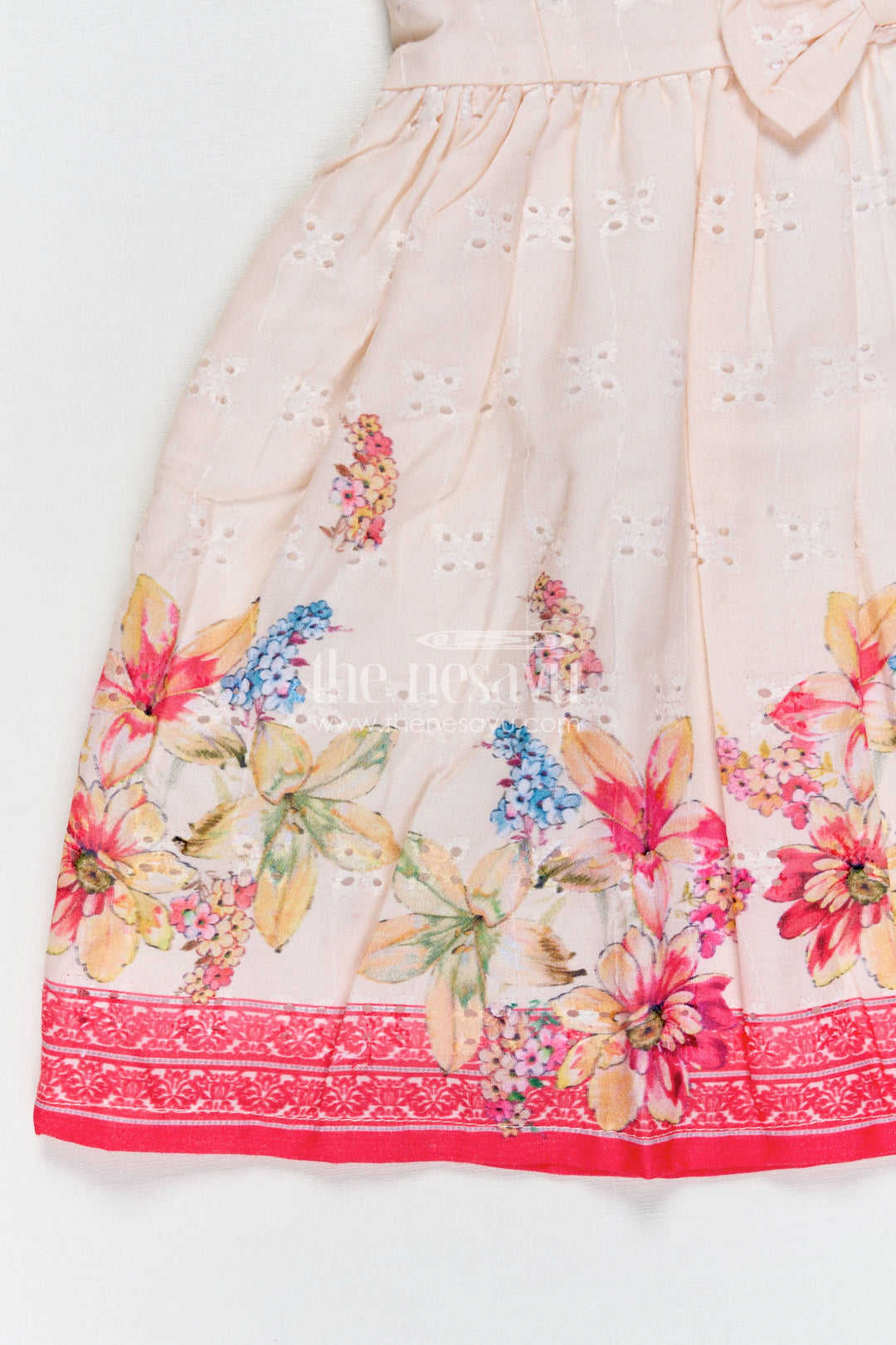 The Nesavu Baby Cotton Frocks Soft Cotton Summer Dress for Infant Girls in Cream Hakoba with Pink Floral Print and Bow Detail Nesavu Nesavu Soft Cotton Summer Frock Infant Girls Cream Hakoba Pink Floral Print Bow