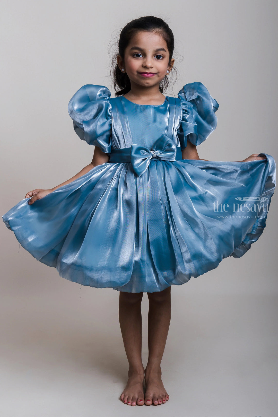 The Nesavu Party Frock Soft Organza Grey Frock With Bow Embellishment For Girls Nesavu 16 (1Y) / Gray PF103B-16 Party Wear Frocks For New Born Girls | Stylish Festive Collection | The Nesavu