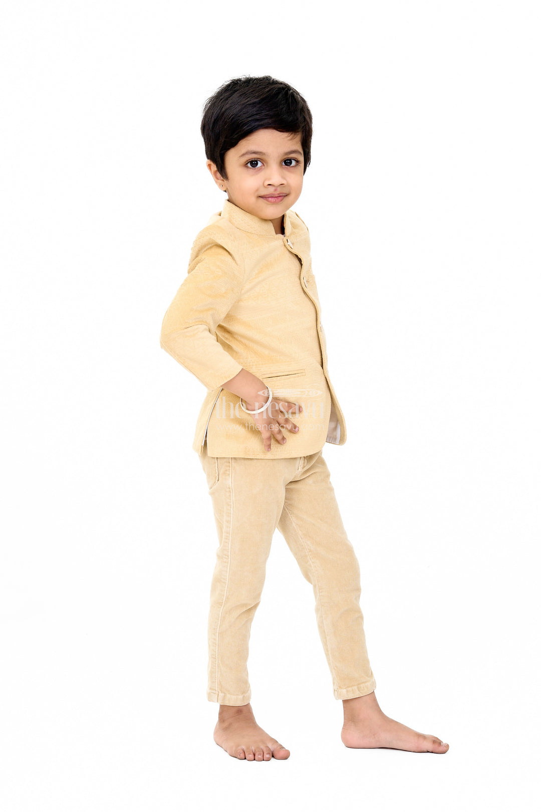 The Nesavu Boys Blazer Set Sophisticated Boys Traditional Kurta Set with Modern Trousers and T-shirt Nesavu Boys Designer Ethnic Kurta and Trousers Set | Perfect for Any Occasion | The Nesavu