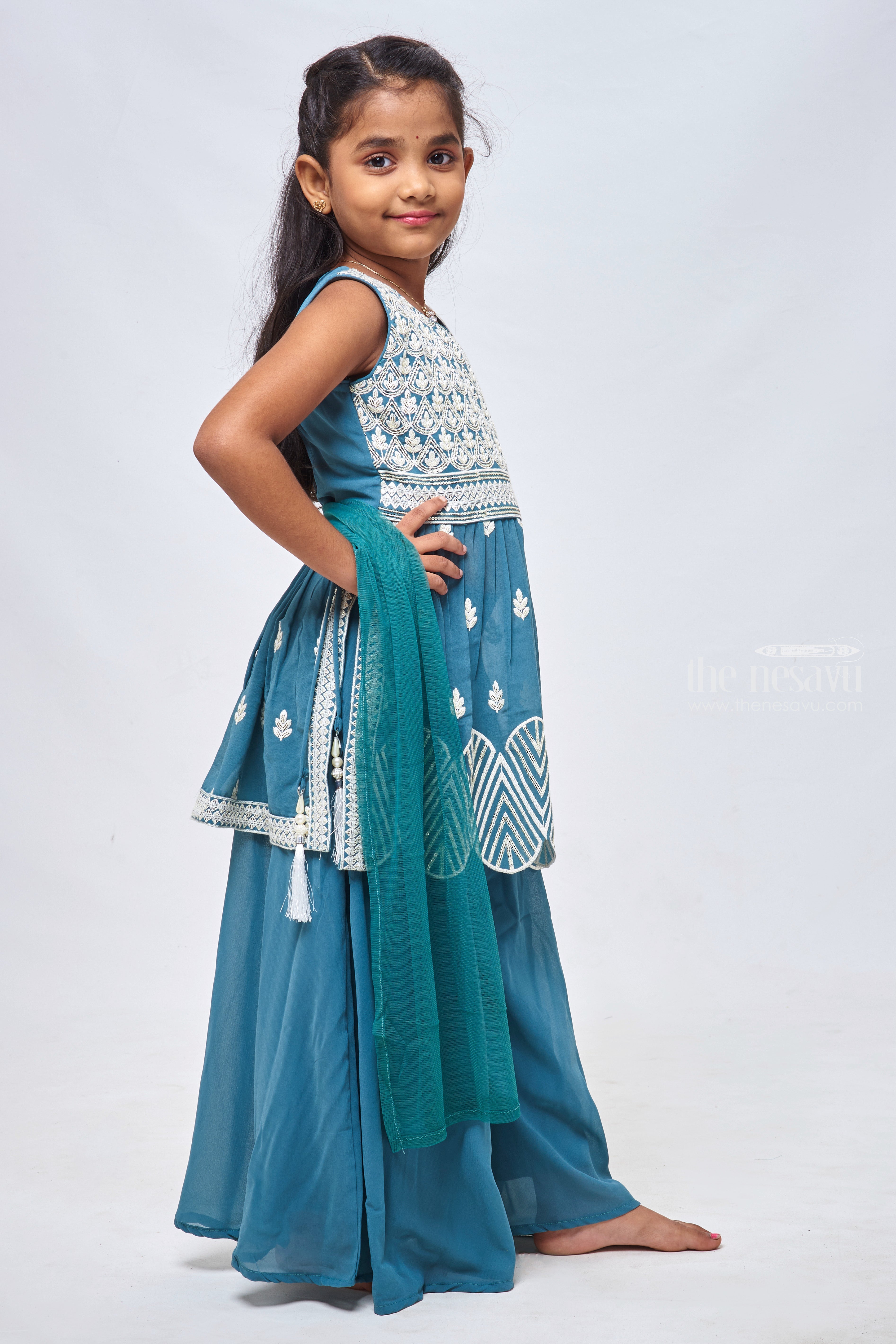Indian Kurta with Bottom Pant Palazzo Sharara Kurti Dress Set Women Ethnic  Tops #SrishtiFashion… | Barbie dress fashion, Designer dresses indian,  Dress indian style