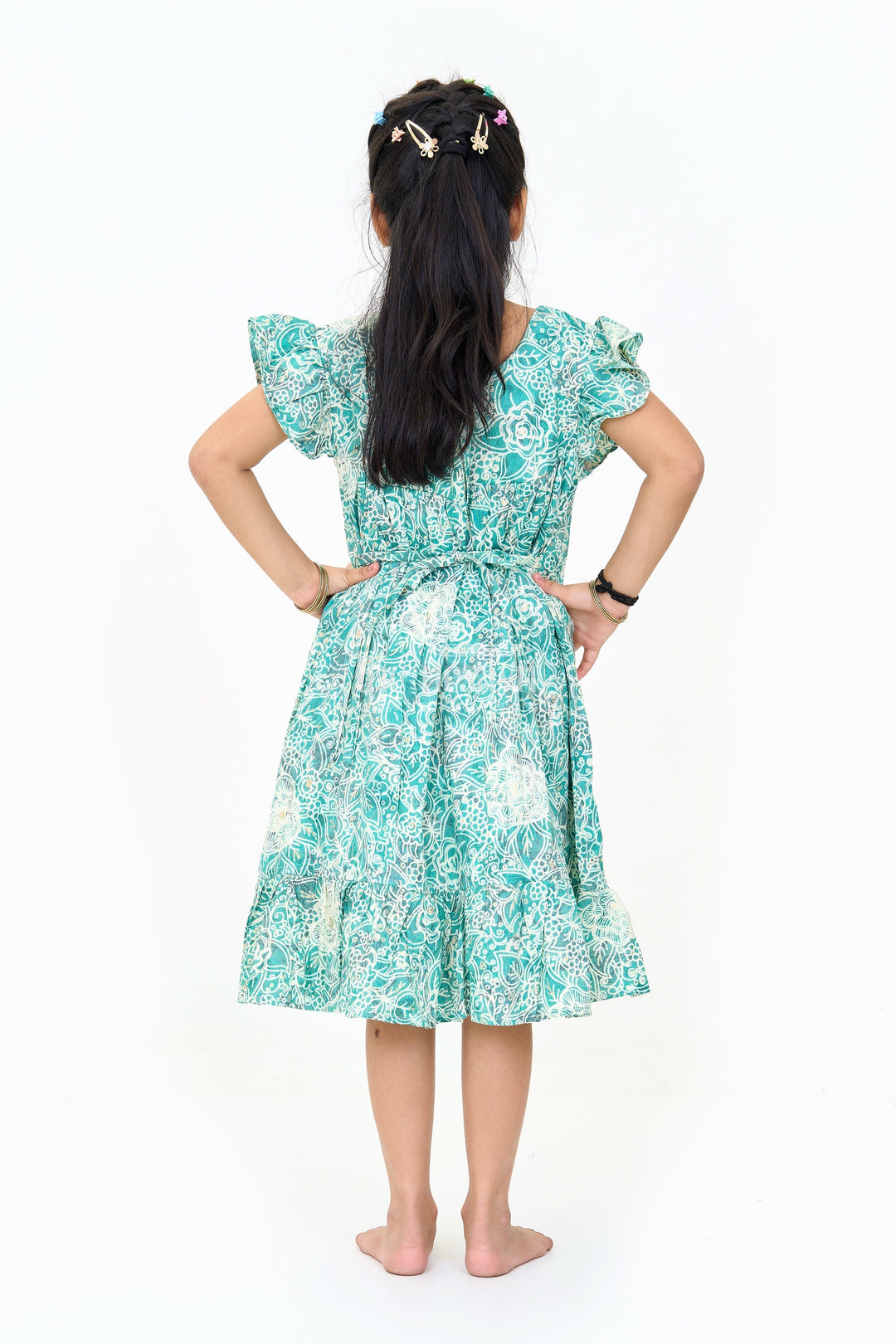 The Nesavu Girls Cotton Frock Stylish Girls Cotton One Piece Dress with Floral Print and Ruffle Hemline Nesavu Nesavu Girls Cotton One Piece Dress Floral Print Ruffles Lace Detailing Summer Style