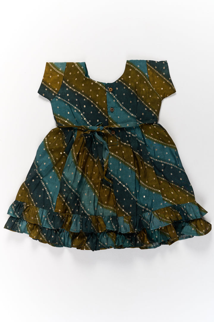 The Nesavu Girls Cotton Frock Stylish Green Cotton Aesthetic Frock for Girls with Layered Design and Gold Accents Nesavu Nesavu Stylish Green Cotton Aesthetic Frock Girls Layered Design Gold Accents