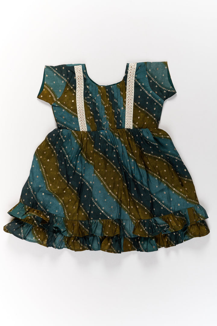 The Nesavu Girls Cotton Frock Stylish Green Cotton Aesthetic Frock for Girls with Layered Design and Gold Accents Nesavu Nesavu Stylish Green Cotton Aesthetic Frock Girls Layered Design Gold Accents