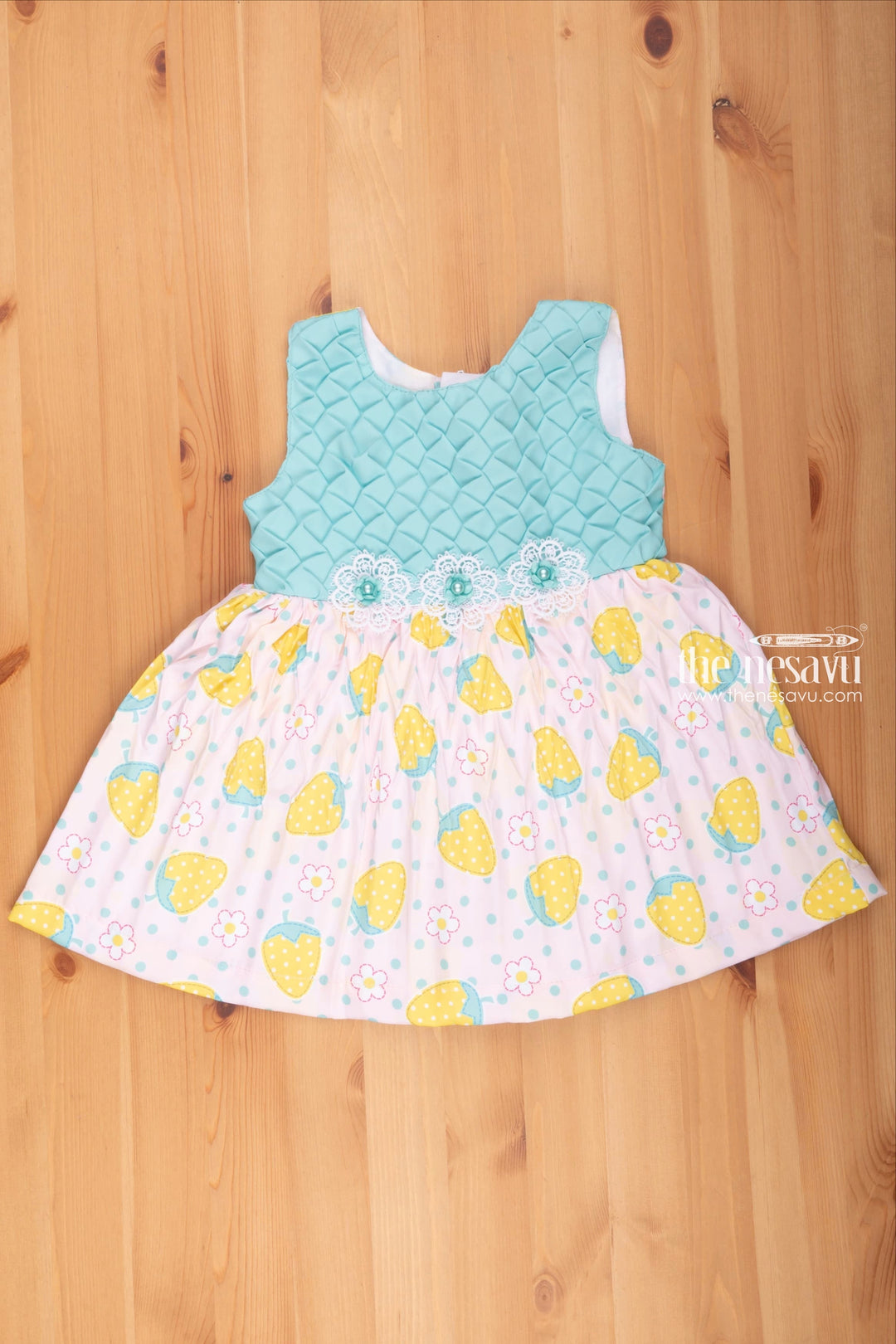 The Nesavu Baby Fancy Frock Stylish Salmon Cotton Dress: Strawberry Prints for Young Charms Nesavu 14 (6M) / Salmon / Poly Crepe BFJ465A-14 Baby Girl Dresses | Cotton Outfit for Newborn | the Nesavu