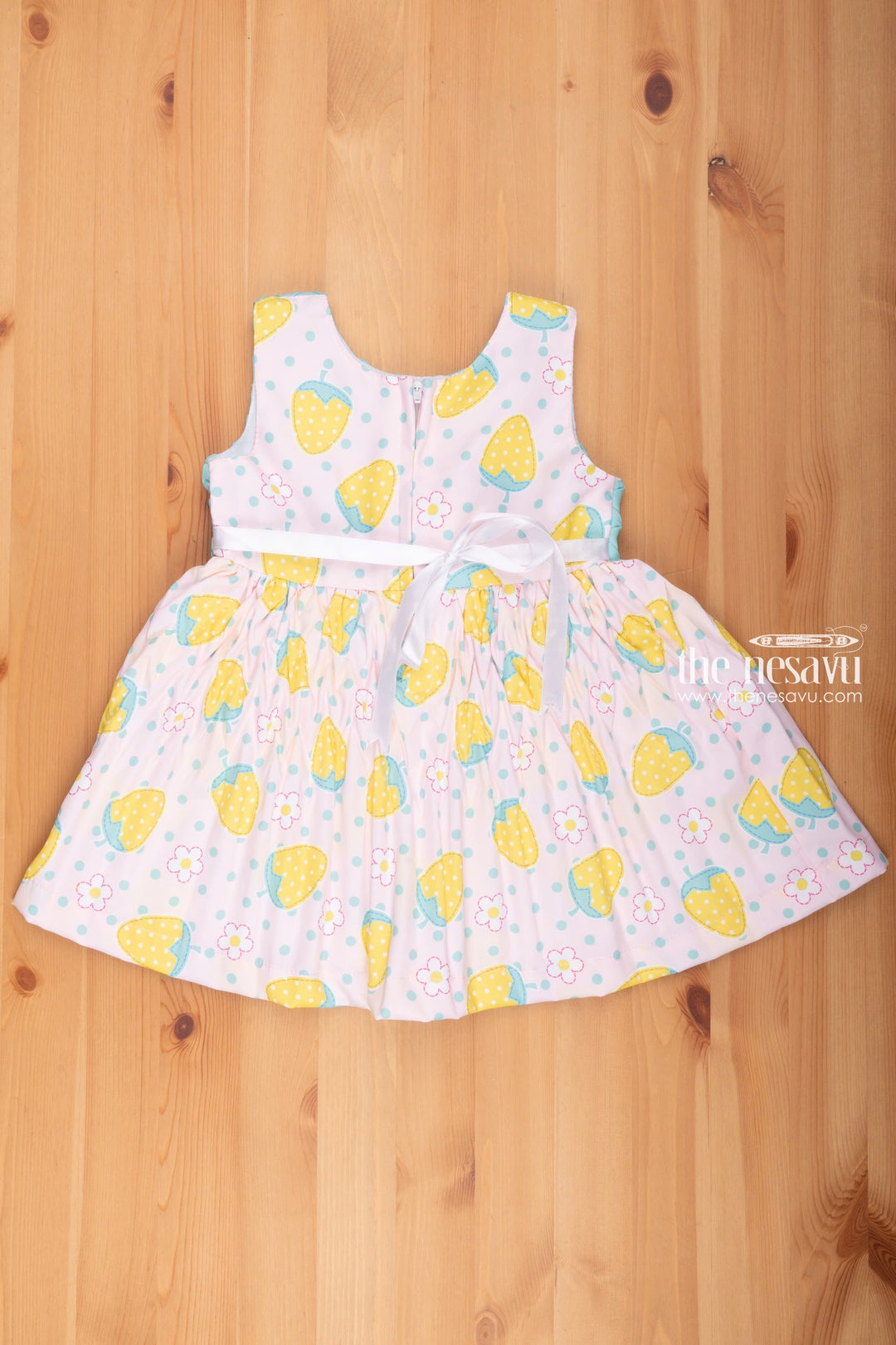 The Nesavu Baby Fancy Frock Stylish Salmon Cotton Dress: Strawberry Prints for Young Charms Nesavu Baby Girl Dresses | Cotton Outfit for Newborn | the Nesavu