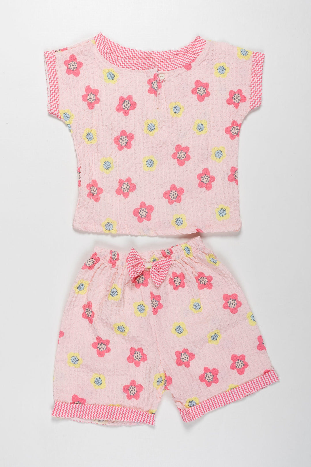 The Nesavu Baby Casual Sets Summer Fun Pink Top and Shorts Set for Girls - Playful and Durable Outfit Nesavu 14 (6M) / Pink / Popcorn Polysilk BFJ532A-14 Chic Pink Girls Cotton Shorts Set with Printed Top | Trendy Girls Casual Wear | The Nesavu