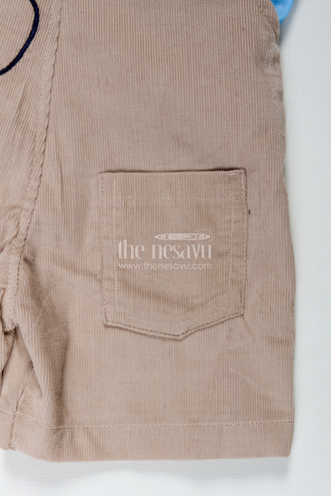 The Nesavu Boys Casual Set Summer Wear for Boys with Beige Corduroy Dinosaur Overalls and Soft Blue Cotton Tee Nesavu Nesavu Summer Wear Boys Beige Dinosaur Corduroy Overalls Blue Cotton Tee