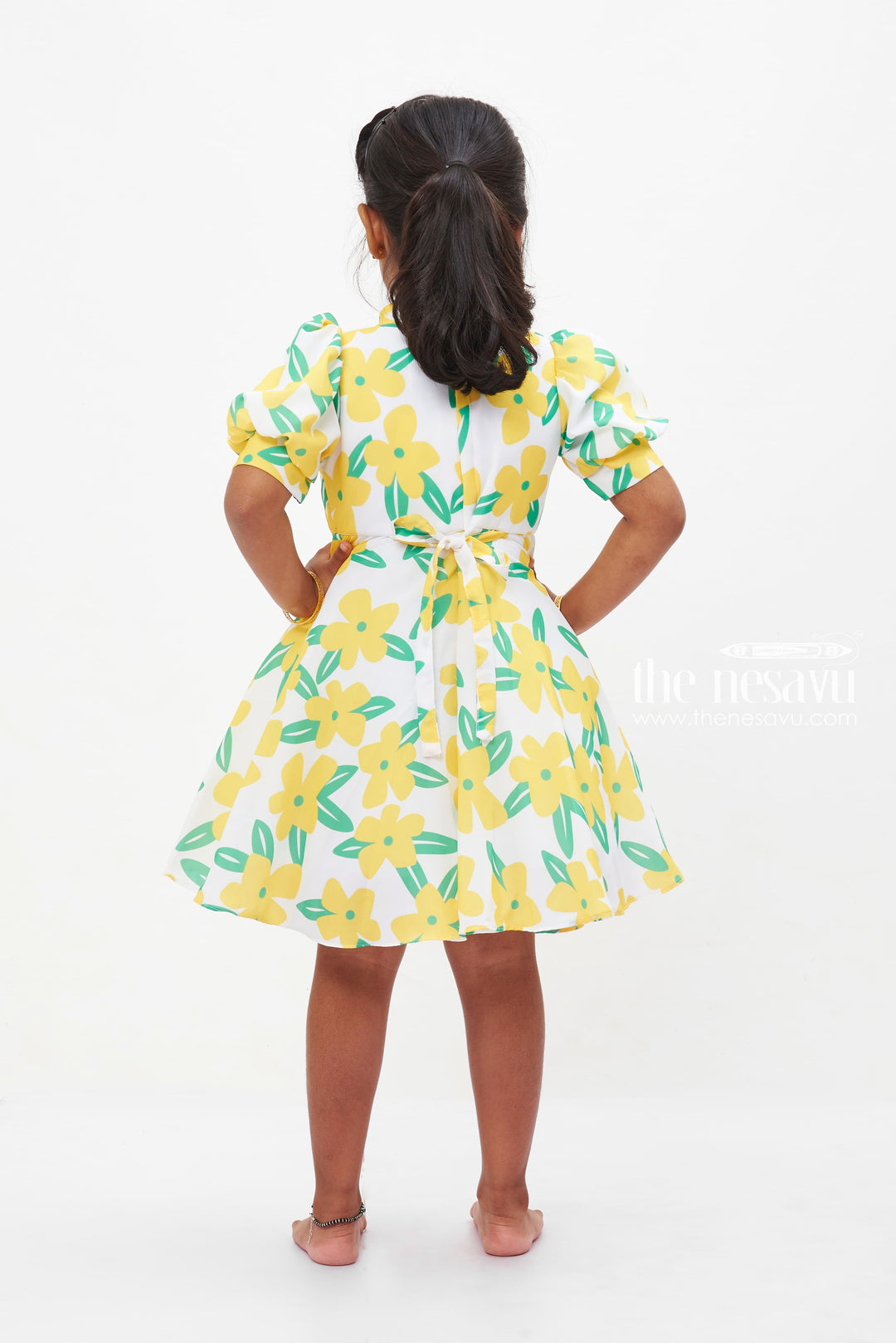 The Nesavu Girls Fancy Frock Sunny Daisy Print with Sparkling Accent Frock for Girls Nesavu Girls Daisy Floral Print Dress | Cheerful Summer Frock for Girls | The Nesavu