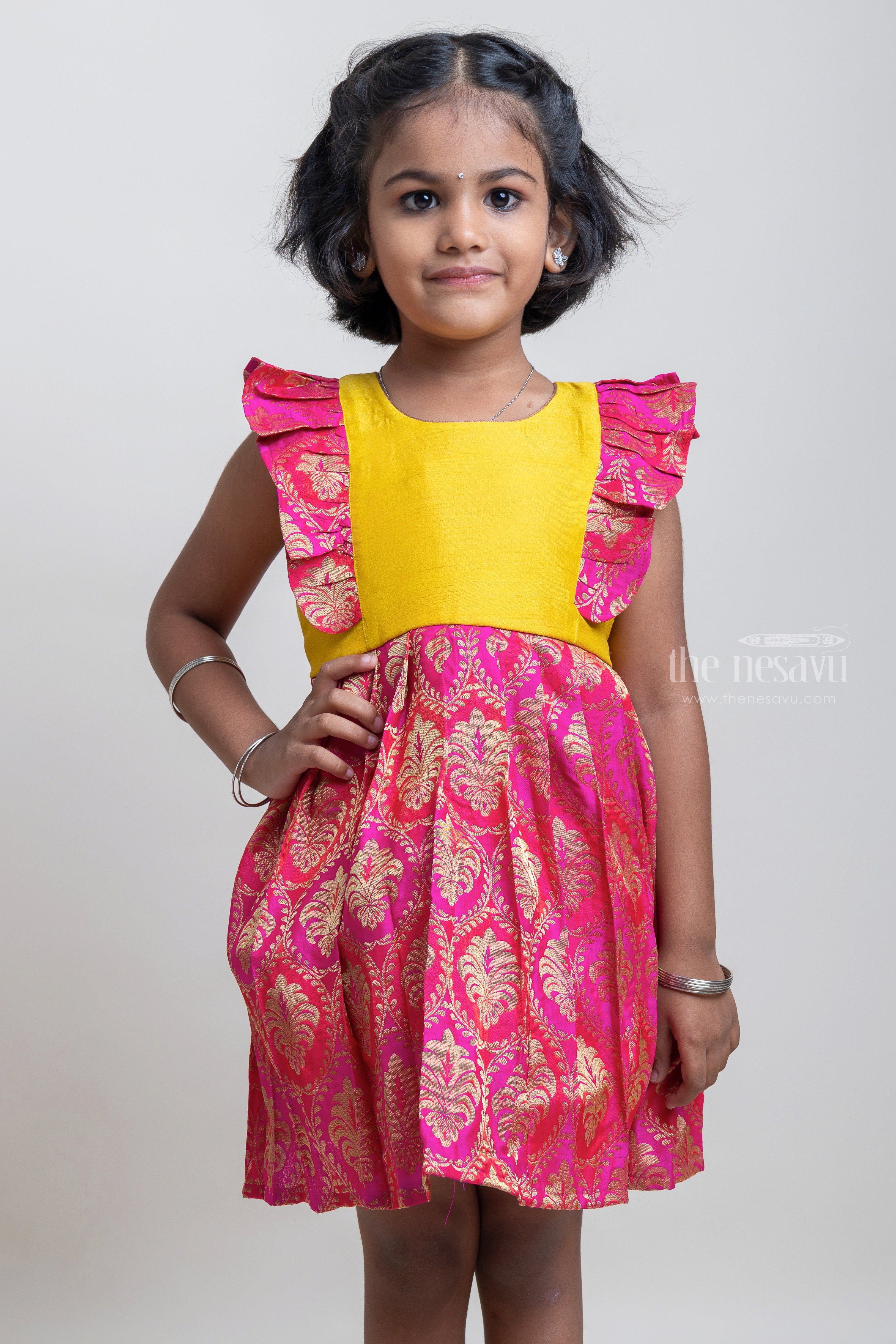 Young frock hotsell design