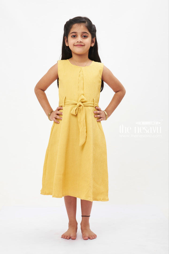 The Nesavu Girls Fancy Frock Sunny Yellow Bow Detail Cotton Dress: Bright and Beautiful for Girls Nesavu 18 (2Y) / Yellow GFC1220B-18 Girls' Vibrant Yellow Cotton Dress | Sleeveless Bow Frock | The Nesavu