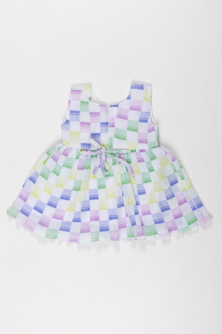 The Nesavu Baby Fancy Frock Sunshine Plaid Baby Girl Cotton Frock - Colorful & Comfortable Nesavu Charming Newborn Plaid Frock | Shop Stylish Cotton Frocks for Baby Girls | The Nesavu