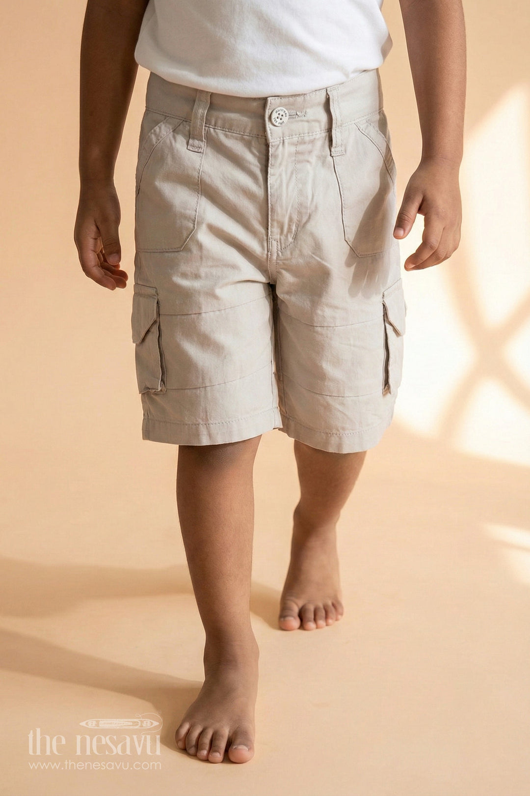 The Nesavu Boys Shorts The Nesavu White Cargo Cotton Boys Daily Wear Shorts Nesavu 16 (1Y) / White BWS005B-16 The Nesavu White Cargo Cotton Boys Daily Wear Shorts