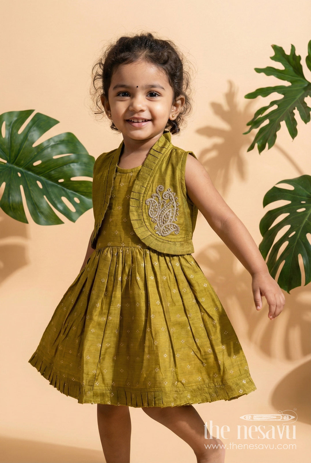 The Nesavu Girls Chanderi Frock Toddler Girl Green Chanderi Frock with Embroidered Jacket for Festive Events Nesavu 16 (1Y) / Green GFC2006A-16 Nesavu toddler girl Chanderi frock green zari butta embroidered jacket  festive-ready