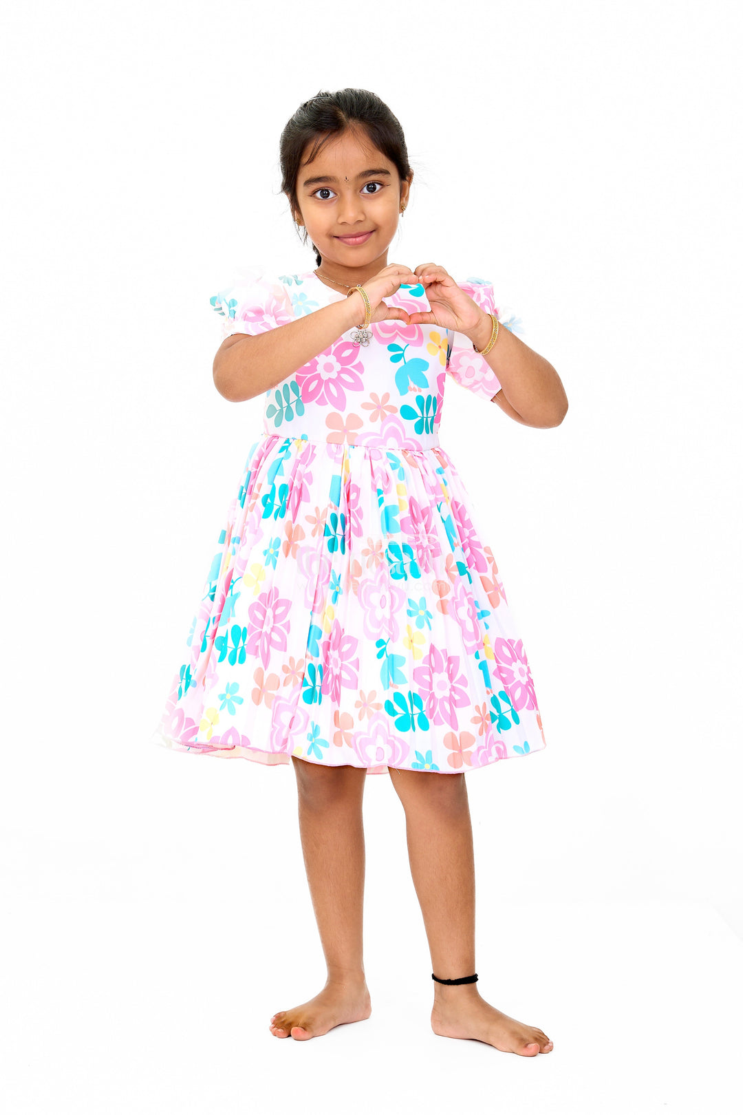 The Nesavu Girls Fancy Frock Vibrant Multicolor Georgette Flower Girls Fancy Frock with Floral Prints and Puff Sleeves Nesavu Nesavu Vibrant Multicolor Georgette Flower Girls Fancy Frock Floral Prints Puff Sleeves