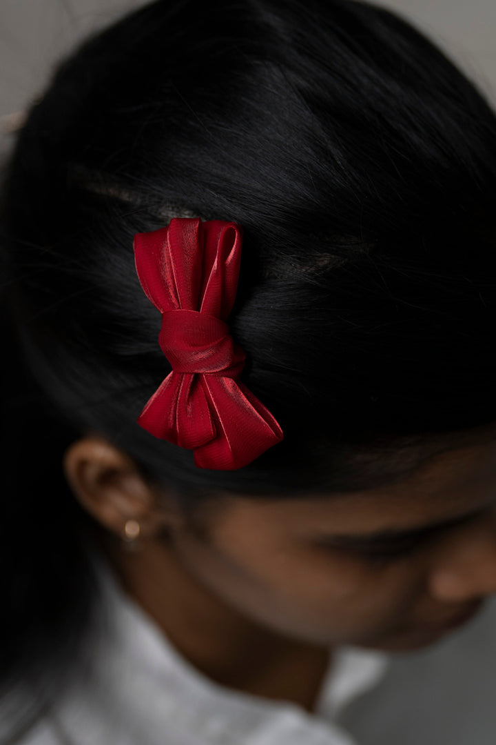 The Nesavu Hair Clip Vibrant Red Satin Bow Hair Clip Nesavu Red JHCL77I Bold Red Satin Bow Hair Clip | Eye-Catching Accessory for a Fashion Statement | The Nesavu