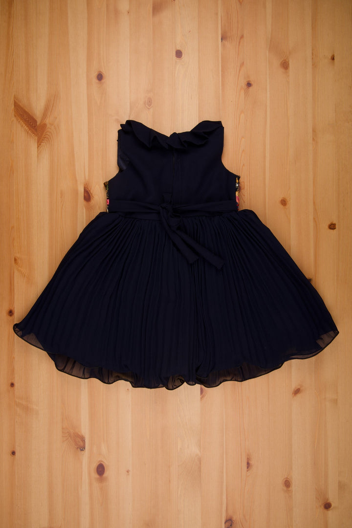 The Nesavu Girls Fancy Frock Vintage-Inspired Fancy Frock with Embroidered Bodice and Scallop Hem Nesavu Princess Tunic Dress For Girls - Ideal For Birthdays & Casual Events | The Nesavu