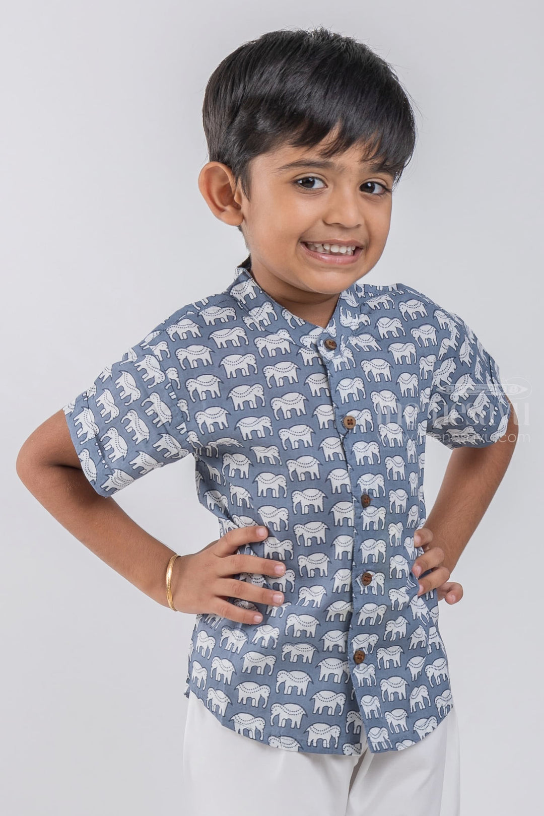The Nesavu Boys Cotton Shirt Whimsical & Charming Boys' Elephant Print Shirt | Soft Cotton | Nesavu | Bring Joy to Their Wardrobe psr silks Nesavu 14 (6M) / Gray / Cotton BS037B