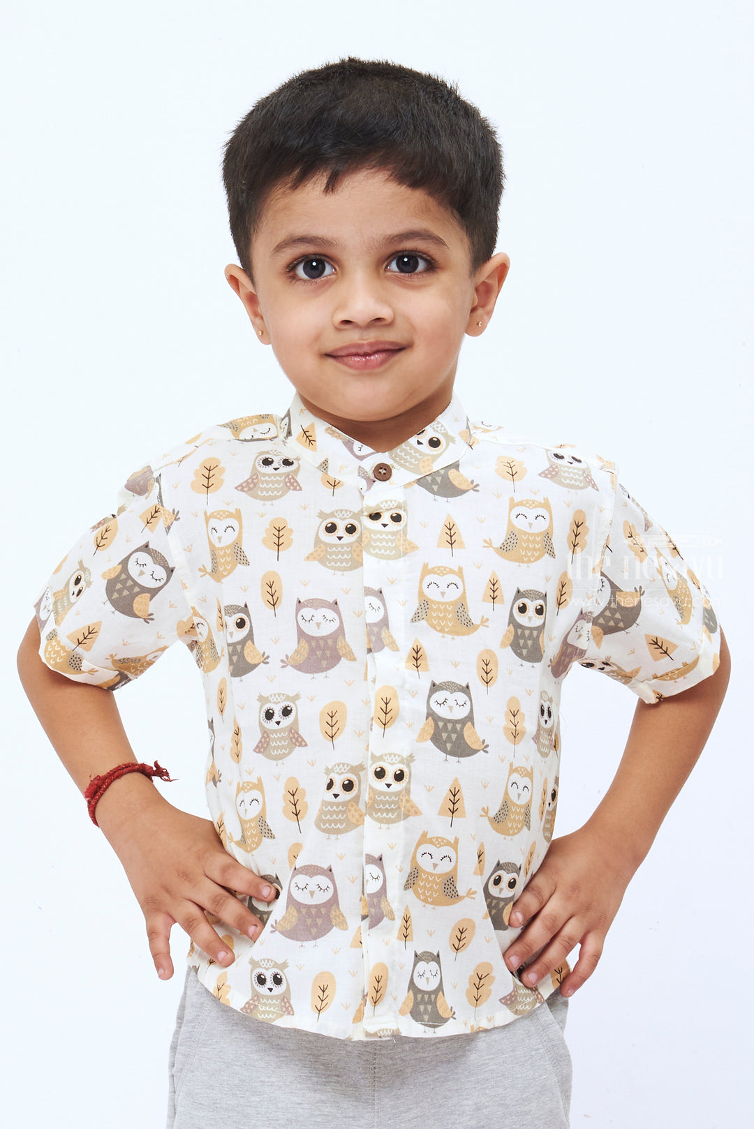 The Nesavu Boys Cotton Shirt Whimsical Owl Print Boys Cotton Casual Cotton Shirt For Summer Nesavu 14 (6M) / Half white / Cotton BS127A-14 Buy Boys Owl Printed Casual Cotton Shirt | Trendy Kids Wear | The Nesavu