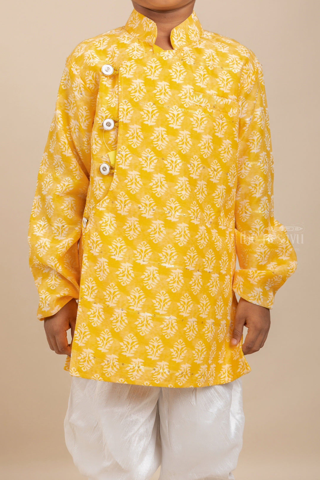 The Nesavu Boys Kurtha Set Yellow Printed Mandarin Collar Kurta Dress For New Born Baby Boys Nesavu Yellow Kurta Wear For New Born Infant | Readymade Kurta Ideas | The Nesavu