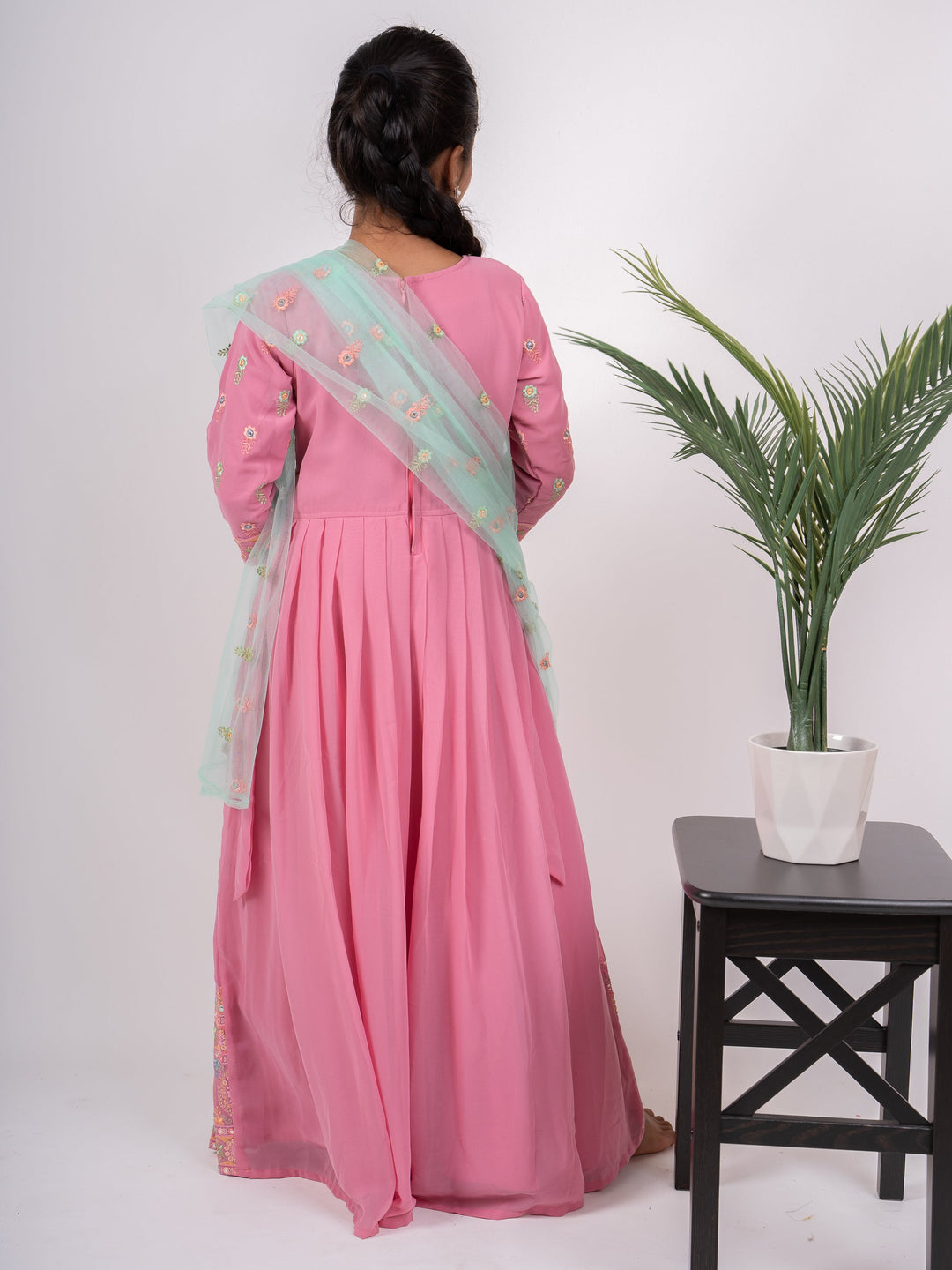 The Nesavu Kids Anarkali Baby Pink With Mild Green Thread Embroidery Anarkali Set For Girls psr silks Nesavu