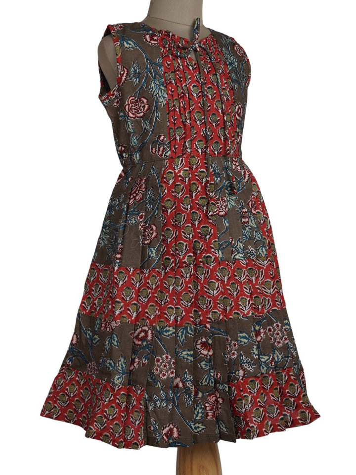 The Nesavu Frocks & Dresses Green Colour Cotton Printed Frock For Daily Wear psr silks Nesavu