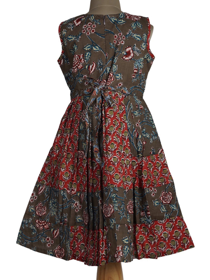 The Nesavu Frocks & Dresses Green Colour Cotton Printed Frock For Daily Wear psr silks Nesavu