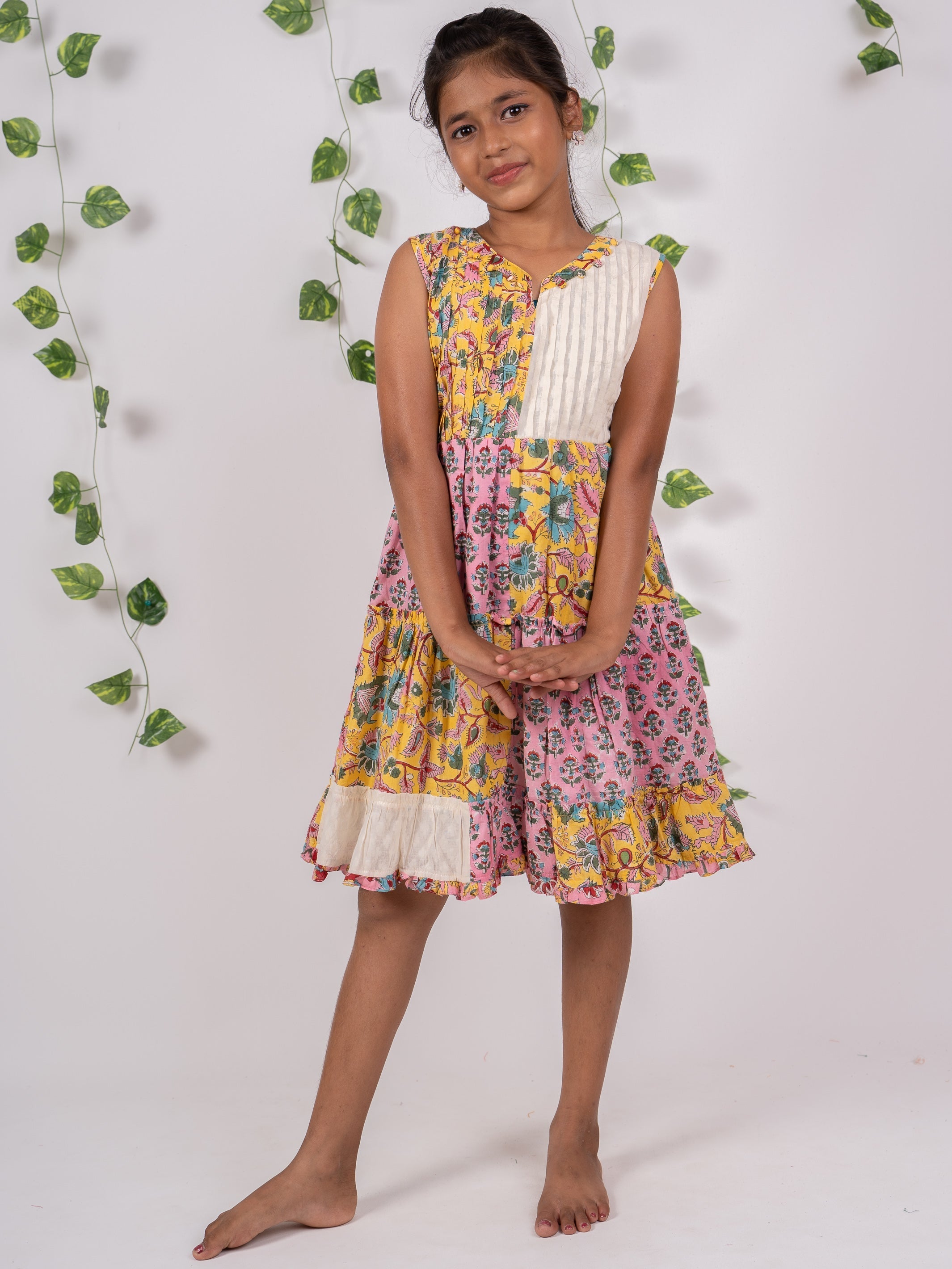 Kids Printed Pink Breathable Sleeveless Cotton Frock Age Group 13 at Best  Price in Hyderabad  Syed  Sons Readymade Garments