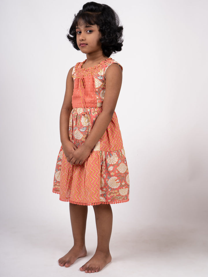 The Nesavu Frocks & Dresses Peach Zig-Zag And Floral Pattern Cotton Gown With Designer Neck psr silks Nesavu 16 (1Y) / Salmon GFC701