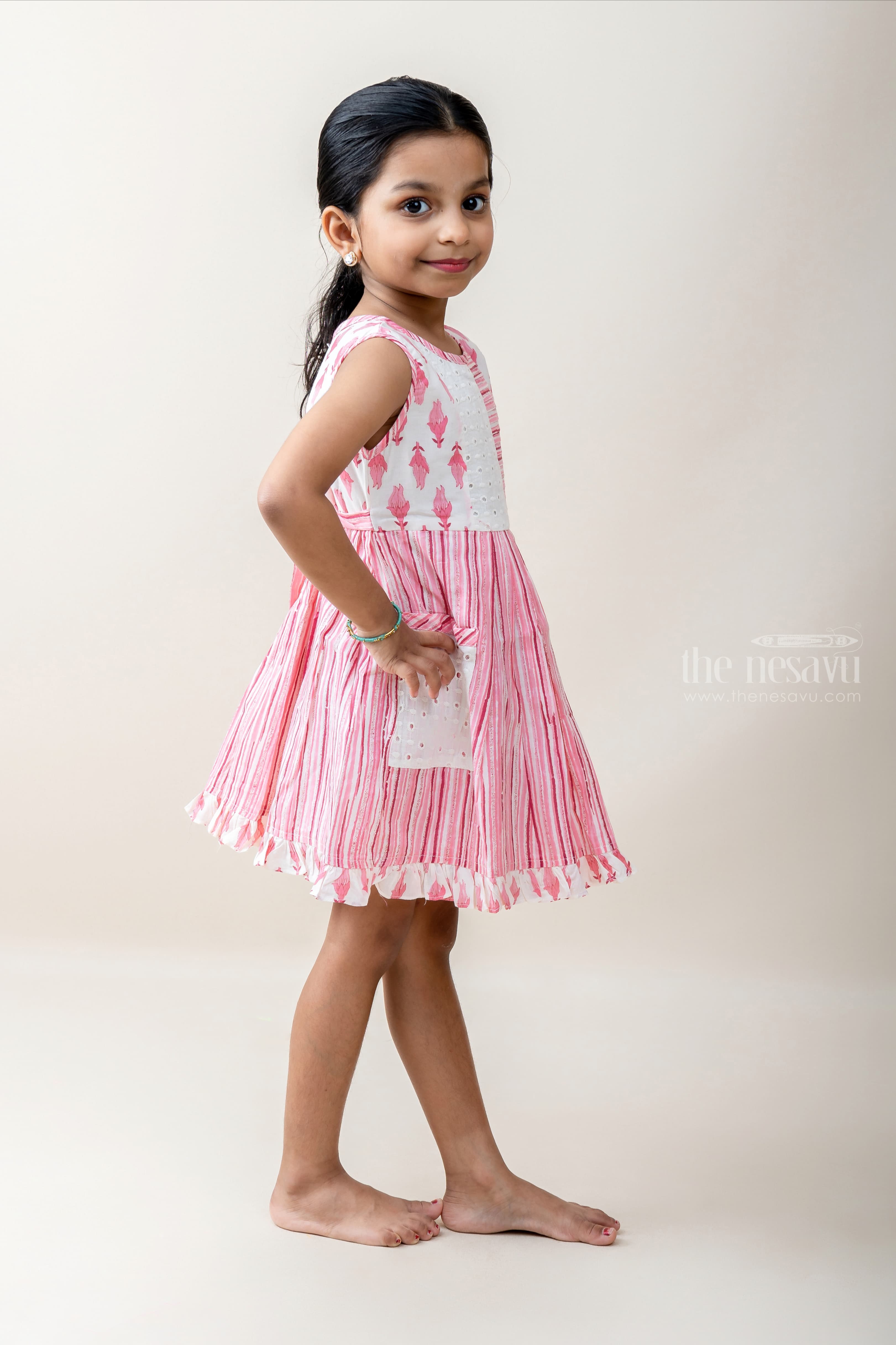 Details more than 174 stylish baby frocks designs