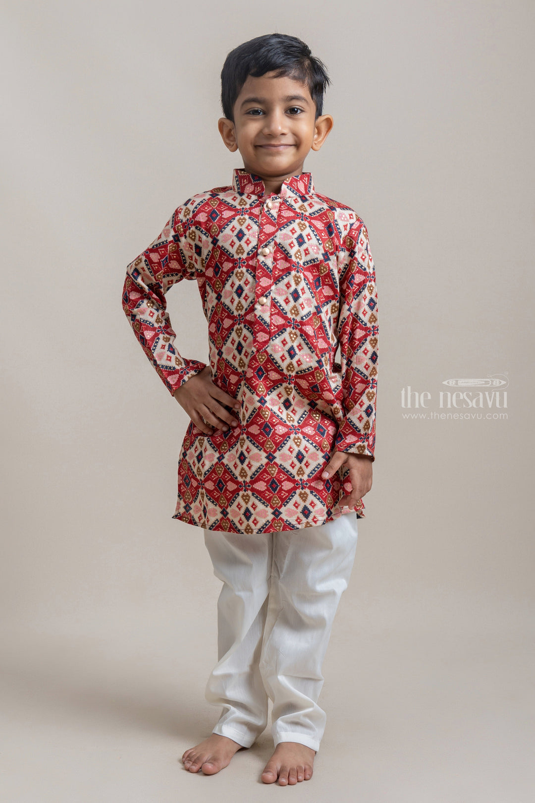 The Nesavu Ethnic Sets Pretty Maroon Tribal Printed Ethnic Kurta With White Pant For Little Boys psr silks Nesavu 12 (3M) / Maroon BES311A