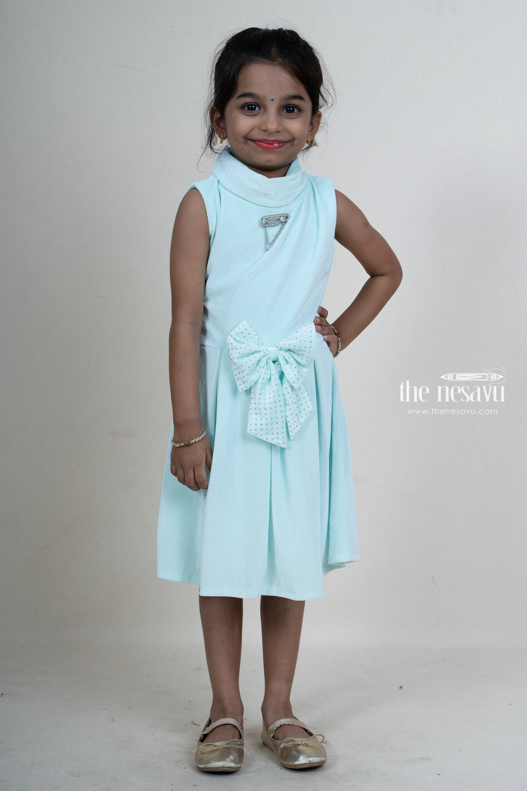 The Nesavu Baby Frock / Jhabla Skyblue Velvet Designer Bow Embellished Party Wear Dresses For Girls psr silks Nesavu 14 (6M) / cyan BFJ234C