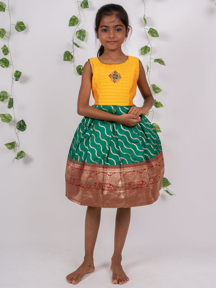 The Nesavu Silk Frocks Traditional Art Silk Frock For Baby Girls With Embroidered Yoke & Korvai Border psr silks Nesavu 16 (1Y) / Green SF027