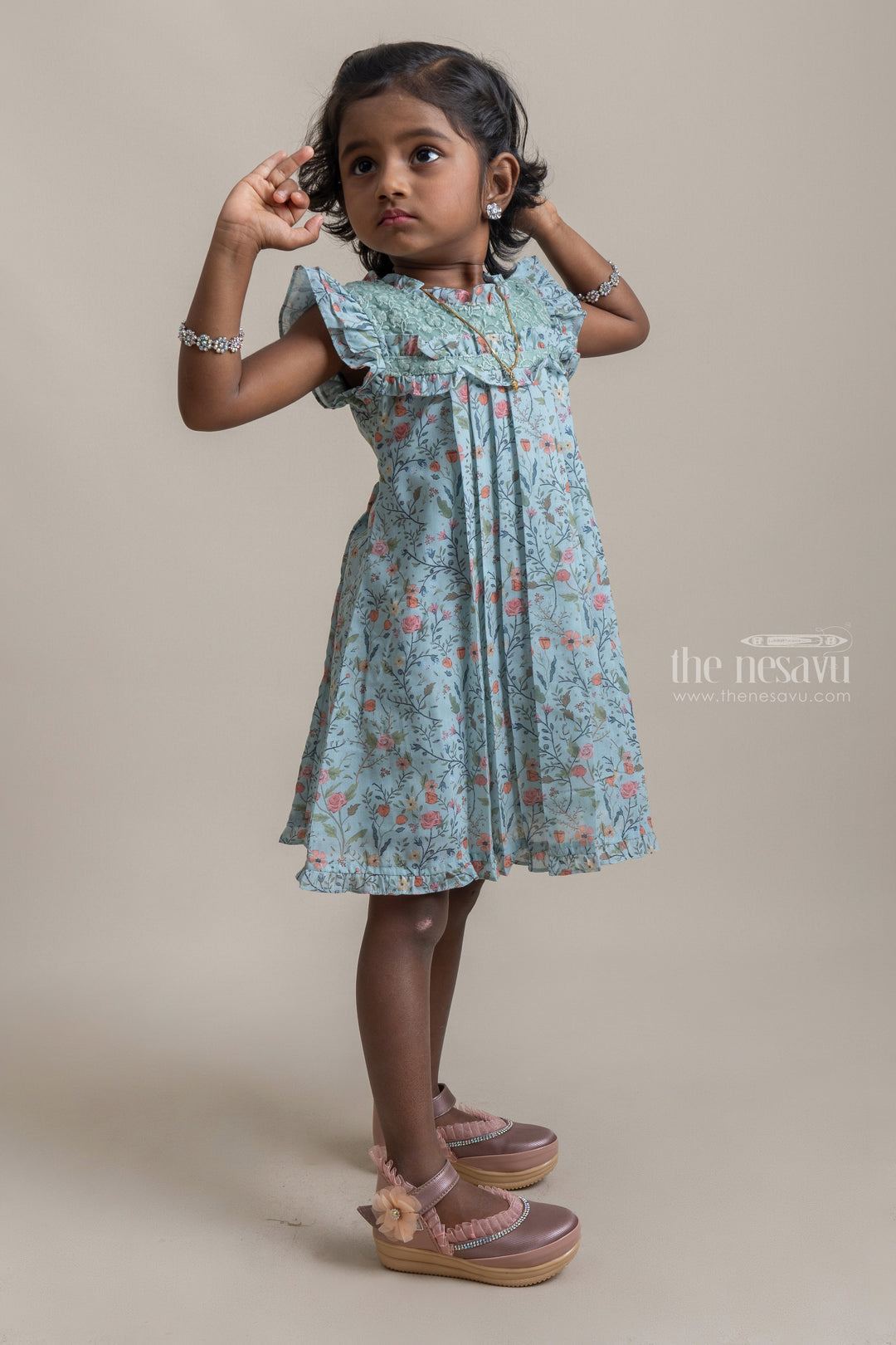 The Nesavu Baby Frock / Jhabla Trendy Sea Green Floral Printed Sleeveless Casual Cotton Frocks For Girls psr silks Nesavu