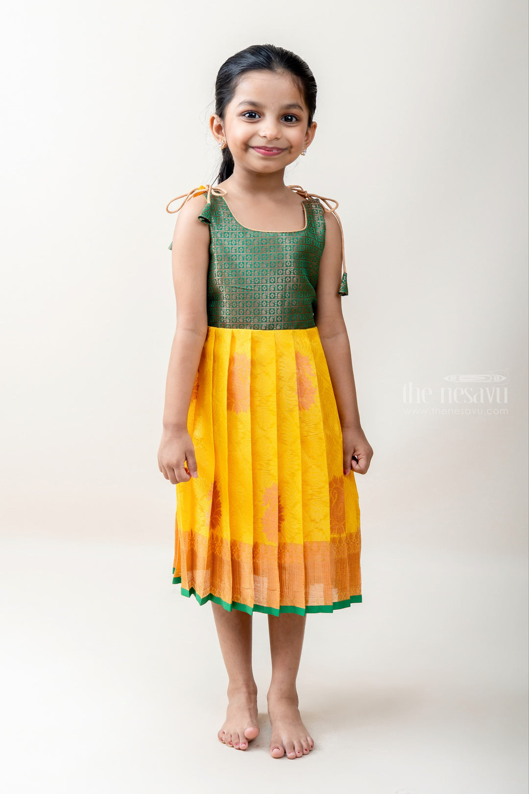The Nesavu  Tie-up Frock Yellow With Green Muslin Silk Korva Border Tie-Up Frock For New Born Baby Girls psr silks Nesavu 12 (3M) / Yellow T242